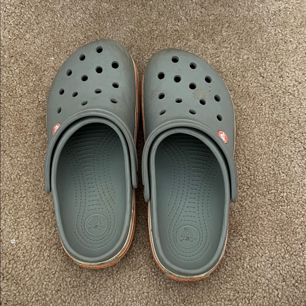 CROCS Unisex Gray and Orange Sandals